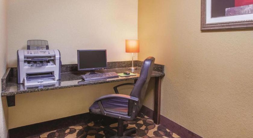 Country Inn & Suites By Radisson, Canton Near Hall Of Fame North Canton Zewnętrze zdjęcie